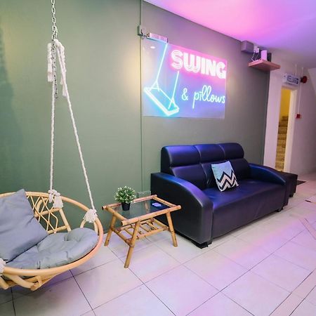 Swing & Pillows @ Malabar جورج تاون المظهر الخارجي الصورة