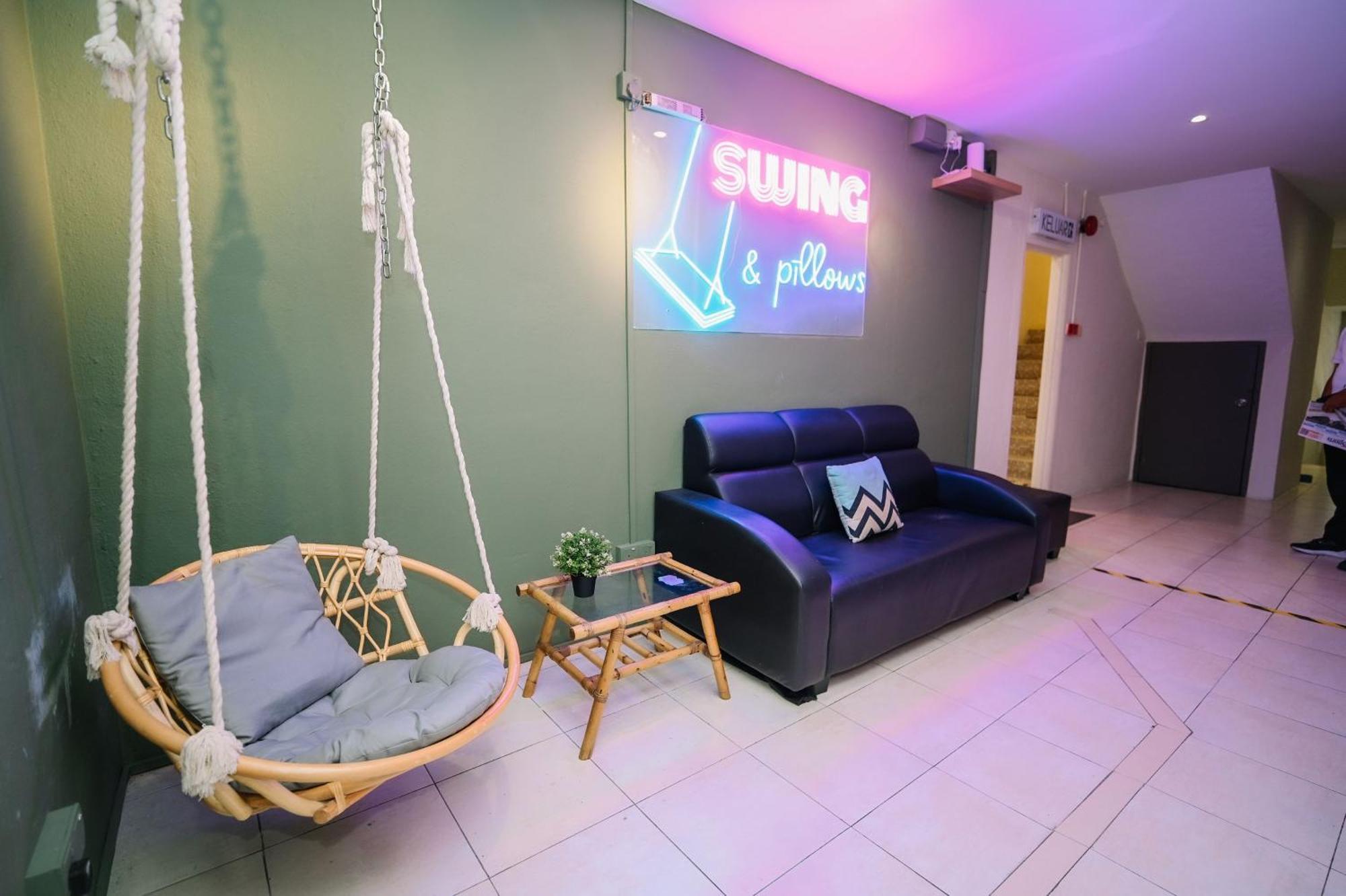 Swing & Pillows @ Malabar جورج تاون المظهر الخارجي الصورة