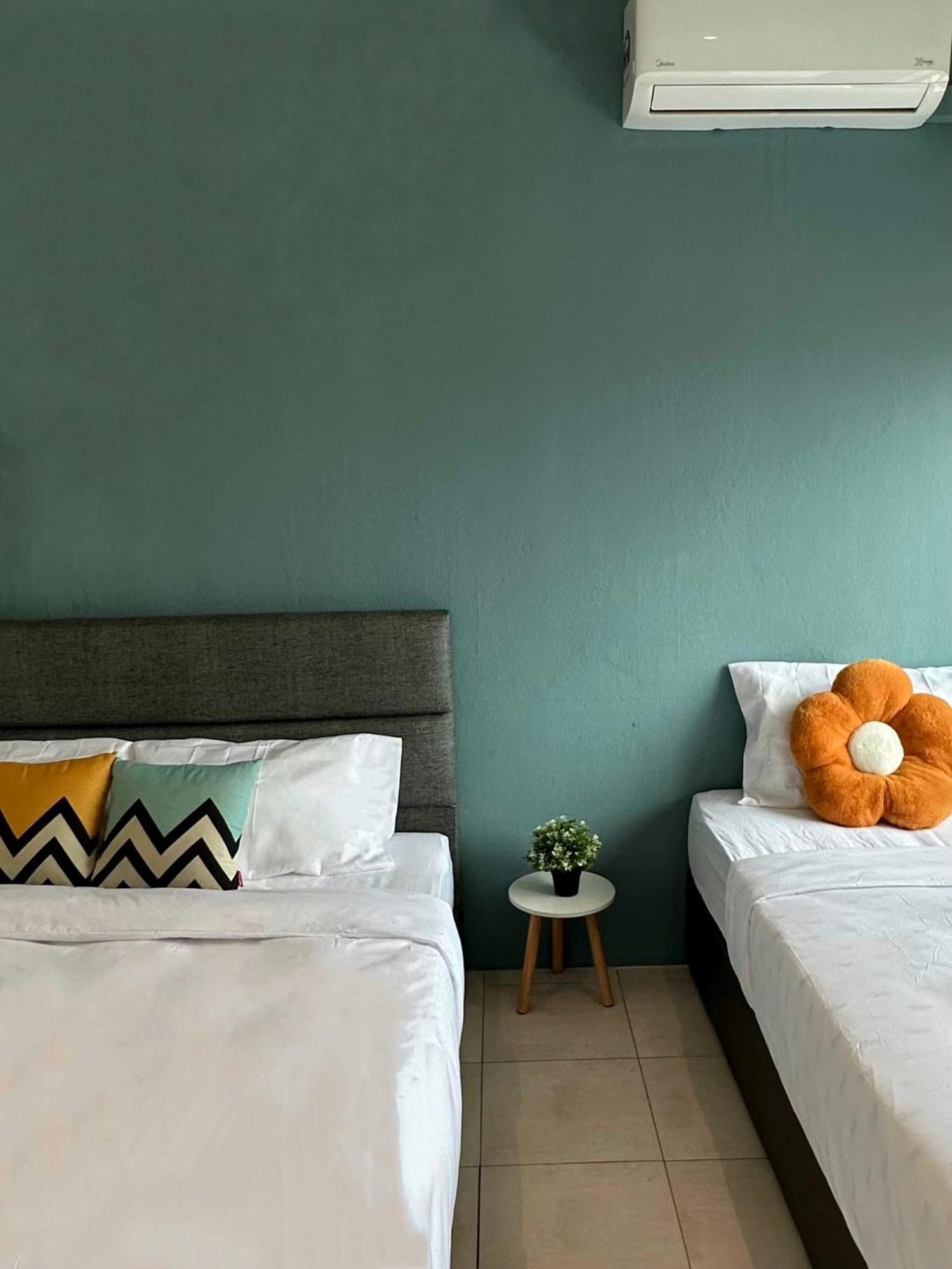 Swing & Pillows @ Malabar جورج تاون المظهر الخارجي الصورة